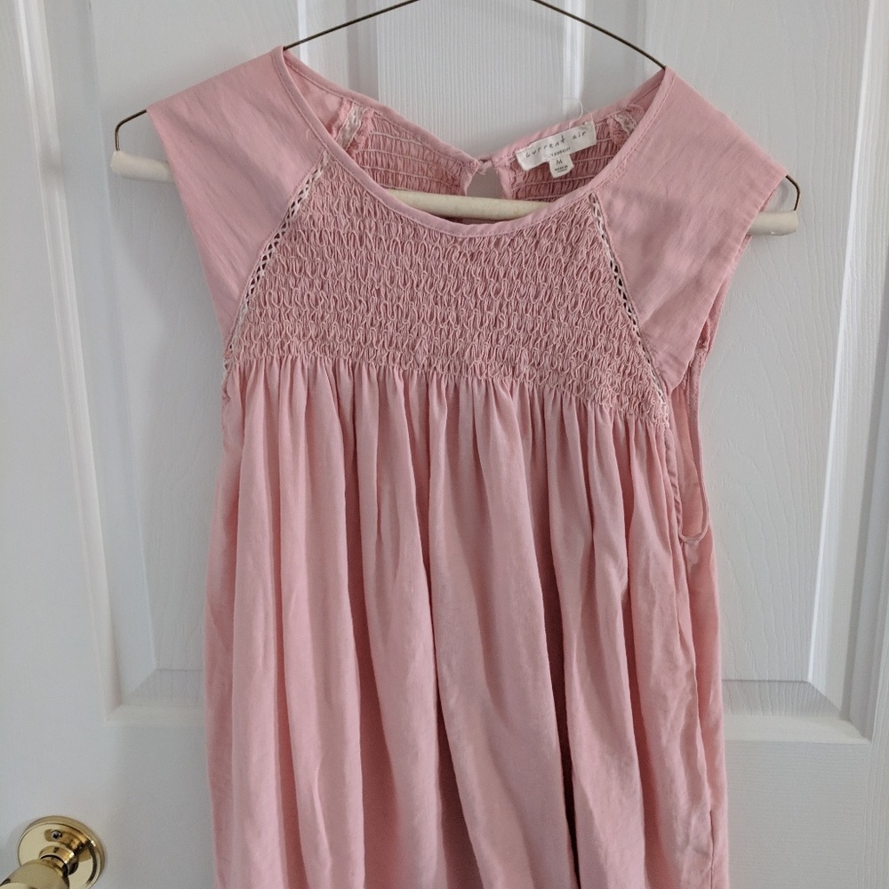 Sleeveless top